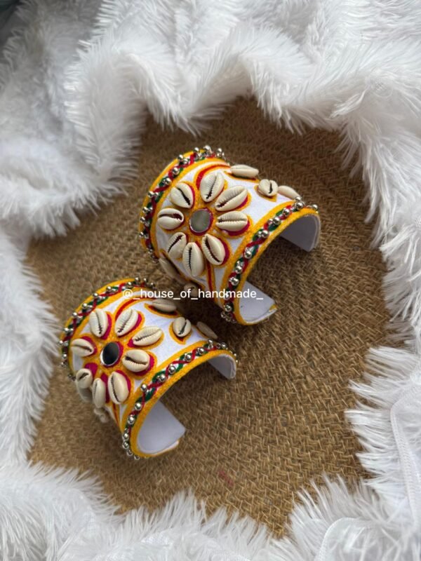 Handmade Navratri Shell Handcuffs – Festive Jewellery