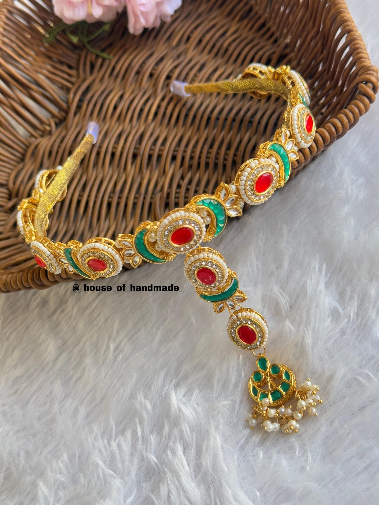 WhatsApp Image 2025 09 02 at 22.43.23 9cfdcf51 scaled Red Green Kundan Hairband Red Green Kundan Hairband