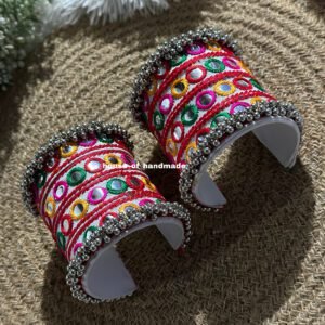 Multi mirror with ghunghru openable kada