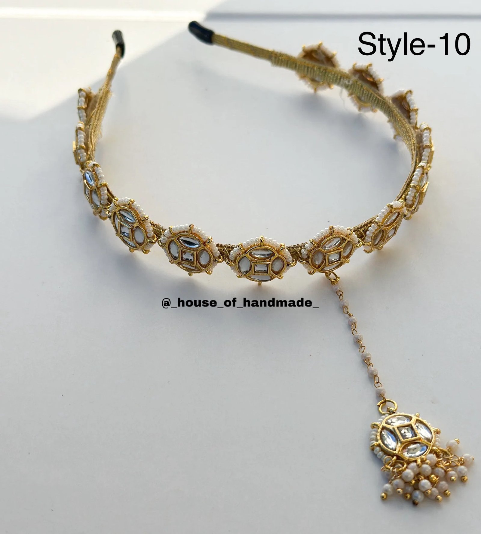 3EAE7672 9ED6 40B8 9049 7BB39669C60F Kids hairband with small mangtika Kids hairband with small mangtika