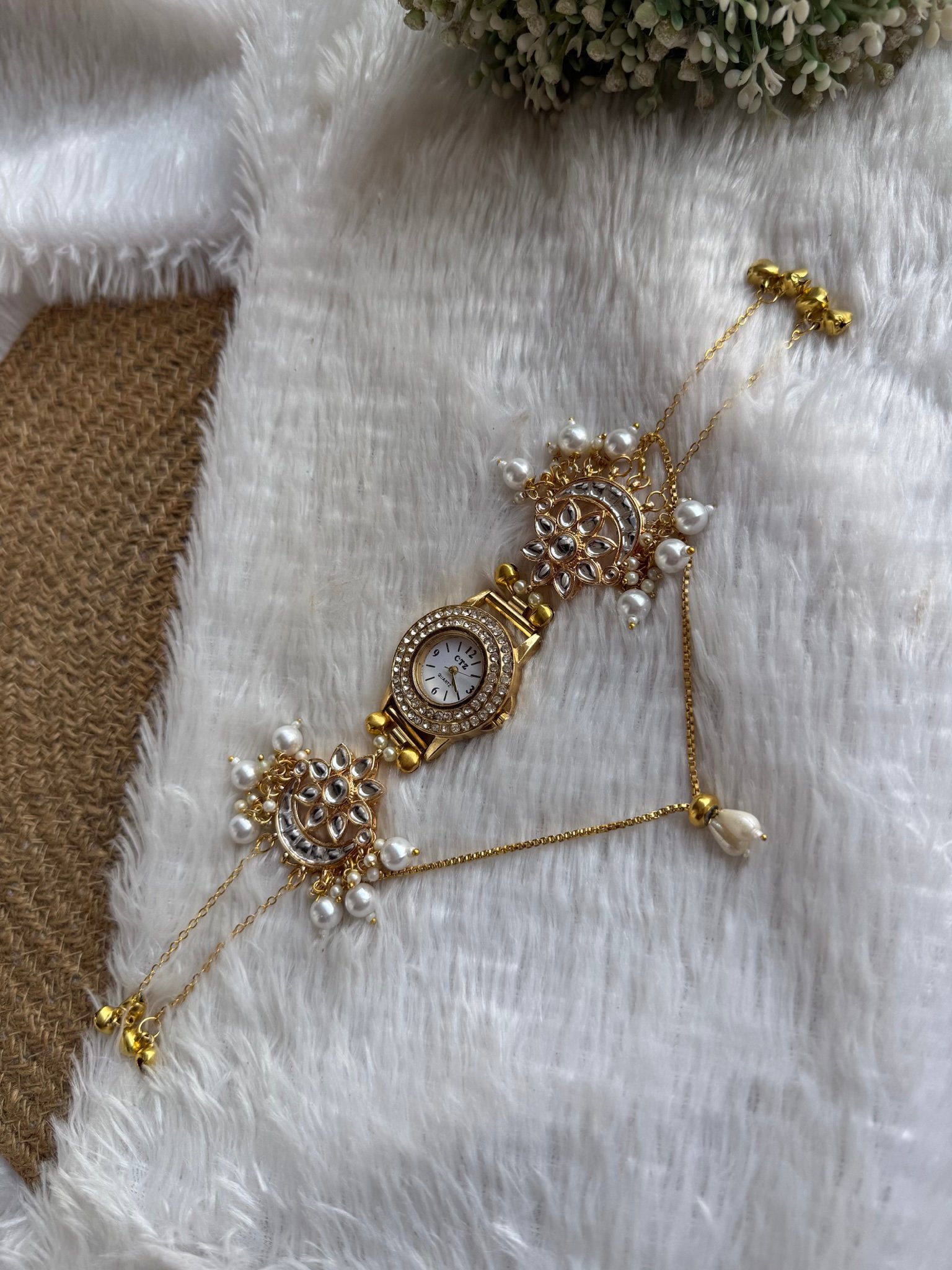 Big Moon watch with hanging